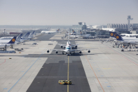 Handelsblatt: Χάος στα αεροδρόμια της Ευρώπης, αλλά όχι στην Ελλάδα
