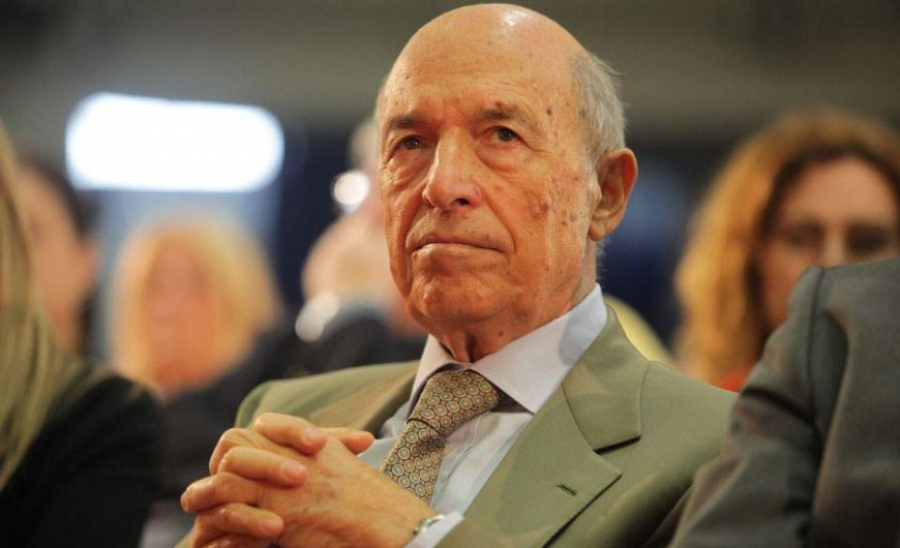 Ο Σημίτης για το ευρώ, χωρίς μνήμη