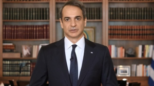 Σύνοδος για τη Δημοκρατία - Μητσοτάκης: Μείωση των ανισοτήτων και έμφαση στην επιχειρηματικότητα