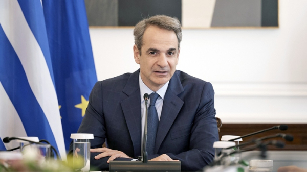 Θεαματική πρόοδο βλέπει στην οικονομία ο Μητσοτάκης, ενώ η ακρίβεια μαστίζει τα νοικοκυριά