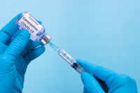 Κορονοϊός: Ο ΠΟΥ Ευρώπης συνιστά δεύτερη αναμνηστική δόση του εμβολίου σε ευάλωτους πολίτες
