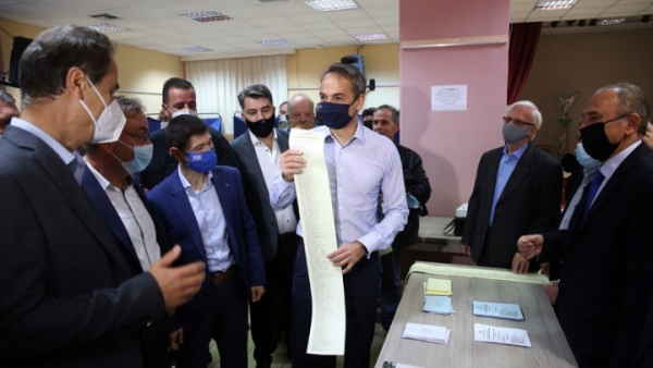 Μητσοτάκης: Στο Γαλάτσι για τις εσωκομματικές εκλογές
