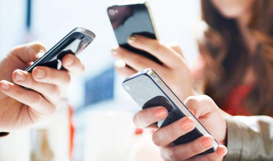 Ένα στα τρία κινητά με 5G συνδρομή έως το τέλος του 2025