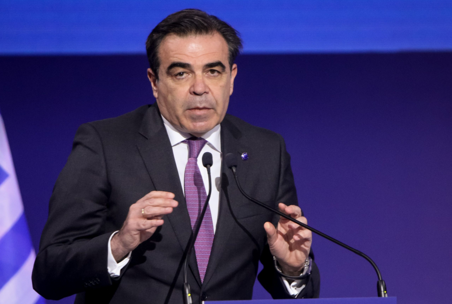 Σχοινάς: Η ΕΕ δεν εφάρμοσε δύο μέτρα και δύο σταθμά στην υποδοχή Σύρων και Ουκρανών προσφύγων