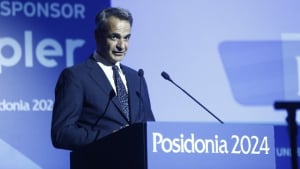 Μητσοτάκης στους πλοιοκτήτες στα «Ποσειδώνια»:Δίπλα σας σε κάθε μάχη, που θα δώσει η ελληνική ναυτιλία