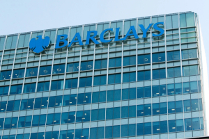 Barclays: Ανακοίνωσε καθαρά κέρδη στα 8,11 δισ. δολάρια για το α' εξάμηνο