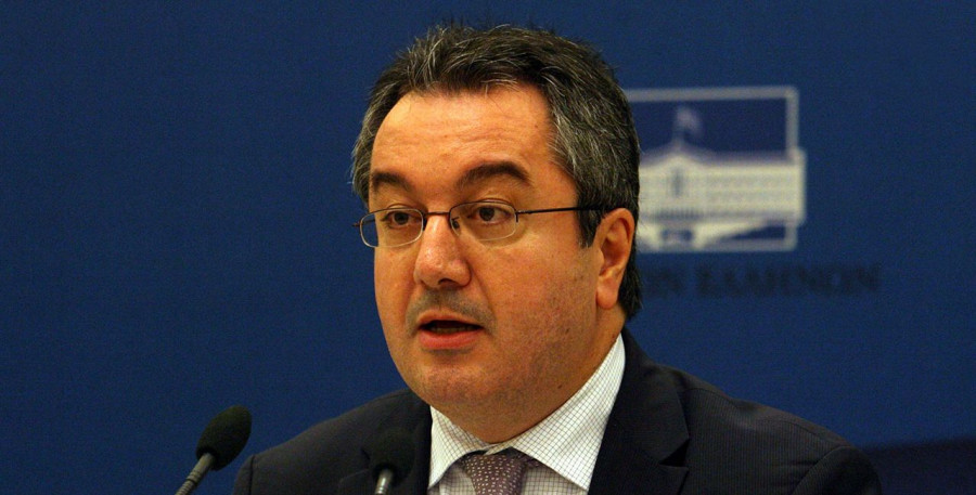 Μόσιαλος: Αδύνατο να πάρουμε το ρίσκο του Πάσχα με 850 διασωληνωμένους