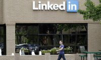 Αυστρία: ΜΚΟ καταγγέλει την LinkedIn για αισχροκέρδια