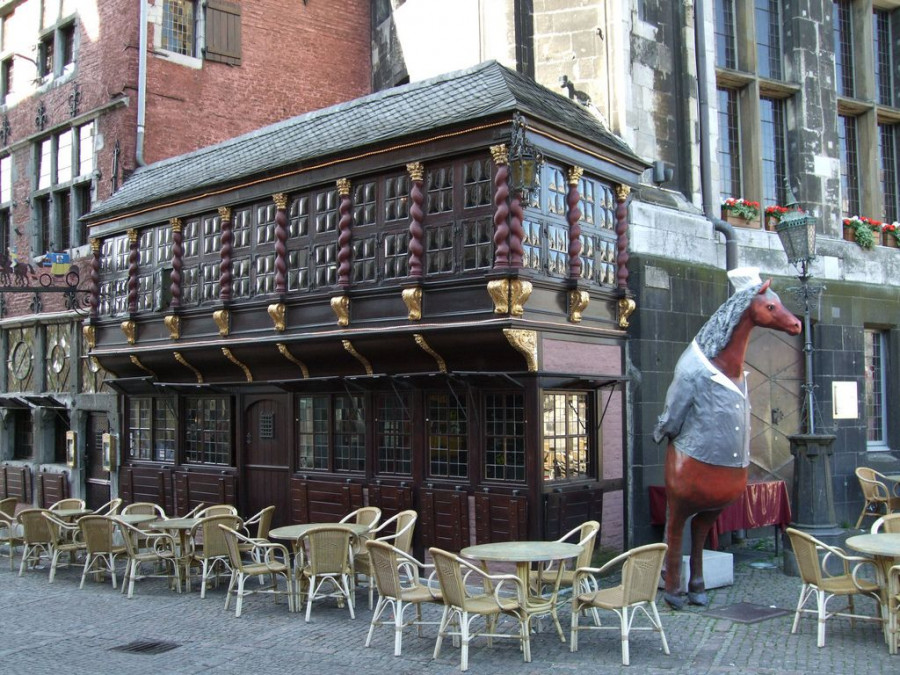 Ανοίγει η εστίαση στη Βόρεια Γερμανία