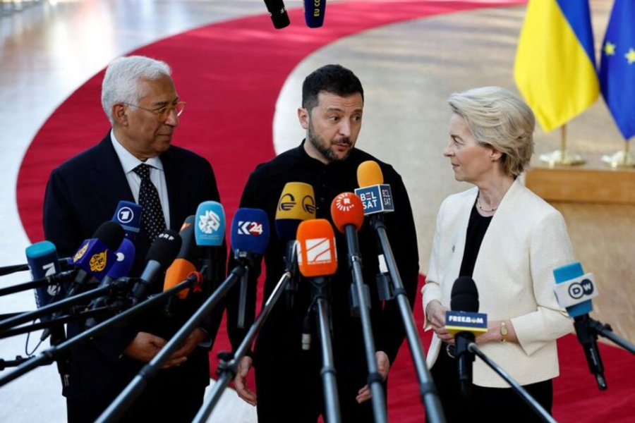 Β. Ζελένσκι στη Σύνοδο Κορυφής της ΕΕ: O Ουκρανικός λαός δεν είναι μόνος