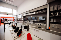 Info Quest Technologies: Επεκτείνει την παρουσία της στην Κύπρο με νέο Xiaomi Store στη Λεμεσό