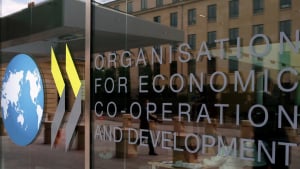 Δυσοίωνη πρόβλεψη ΟΟΣΑ για την ανάπτυξη της παγκόσμιας οικονομίας - Κατεβάζει τον πήχη για Ελλάδα