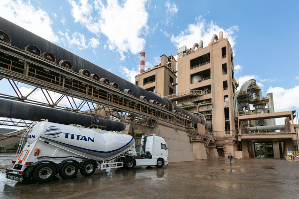 Στον FTSE Russell Mid Cap μπαίνει η Titan