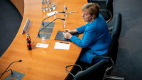Γερμανία: Η Μέρκελ δεν ψήφισε τον Λασέτ για υποψήφιο Καγκελάριο του CDU