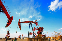 Το πετρέλαιο επεκτείνει τις απώλειες, καθώς αυξάνονται οι φόβοι για ύφεση