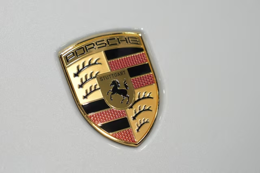 Πτώση 6% στις πωλήσεις της Porsche παγκοσμίως το 1ο εξάμηνο του 2025