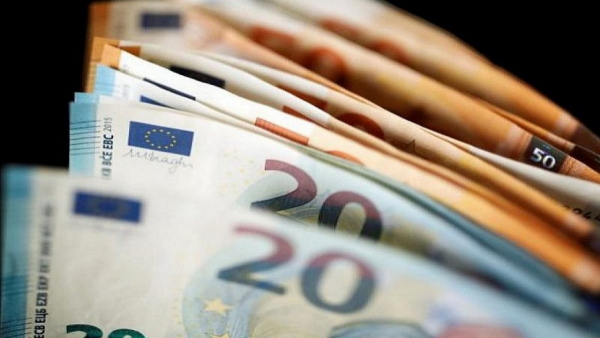 Πληρώνονται σήμερα οι αναστολές Μαΐου και το ΣΥΝ-ΕΡΓΑΣΙΑ - Έως την Παρασκευή τα επιδόματα