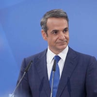 Μητσοτάκης: Έκπτωση 10% σε ΕΝΦΙΑ για ασφάλειες σπιτιών, 150 ευρώ χαρτζιλίκι σε νέους και αύξηση επιδόματος τέκνων σε δημοσίους υπαλλήλους