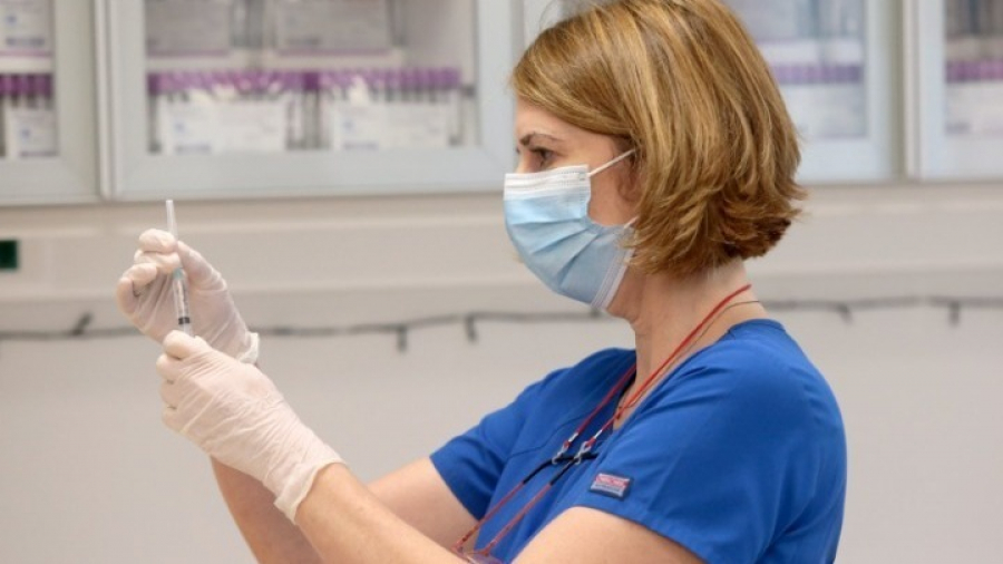 Κορονοϊός: Ανοίγει σήμερα (7/4) η πλατφόρμα για την 4η δόση εμβολίου στους άνω των 80 ετών