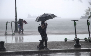 Κακοκαιρία "Μπάλλος": Ισχυρές και καταιγίδες σε όλη τη χώρα, χιόνια στα ορεινά και πτώση της θερμοκρασίας