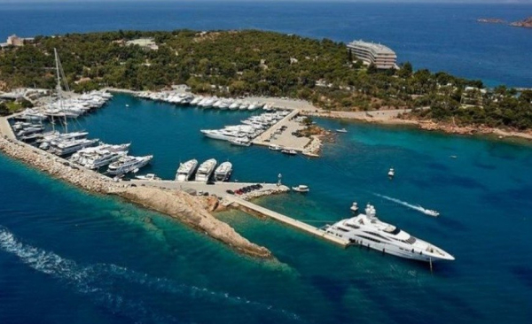 Αίτηση ασφαλιστικών μέτρων κατά της επέκτασης της Μαρίνας Βουλιαγμένης