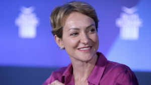 Σδούκου: Μπορούμε να εκδίδουμε άδειες εξόρυξης σε 2 χρόνια