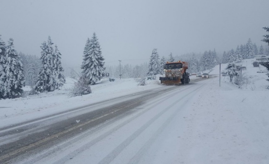 Ισχυρές κατά τόπους χιονοπτώσεις αύριο Δευτέρα - Μήνυμα 112 σε ανατολική και βόρεια Αττική
