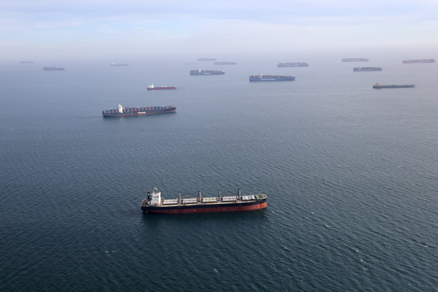 Σταματάνε τα δεξαμενόπλοια της Shell να περνούν από την Ερυθρά Θάλασσα