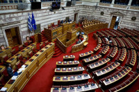 Βουλή: Κατατέθηκε το νομοσχέδιο για τις σχέσεις γονέων και τέκνων μετά τη διακοπή της κοινής συμβίωσης