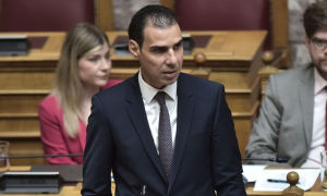 Μάριος Θεμιστοκλέους: 300 απογευματινά χειρουργεία μέσα σε ένα μήνα