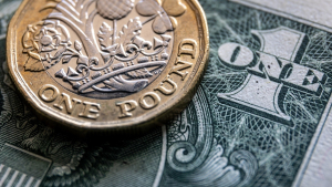 Βρετανία: Ο Σούνακ βελτιώνει την ισοτιμία στερλίνας - δολαρίου