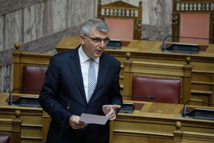 Προκλητικό δώρο Τσακλόγλου σε πρώην αιρετούς - Δίνεται δικαίωμα για διπλή σύνταξη