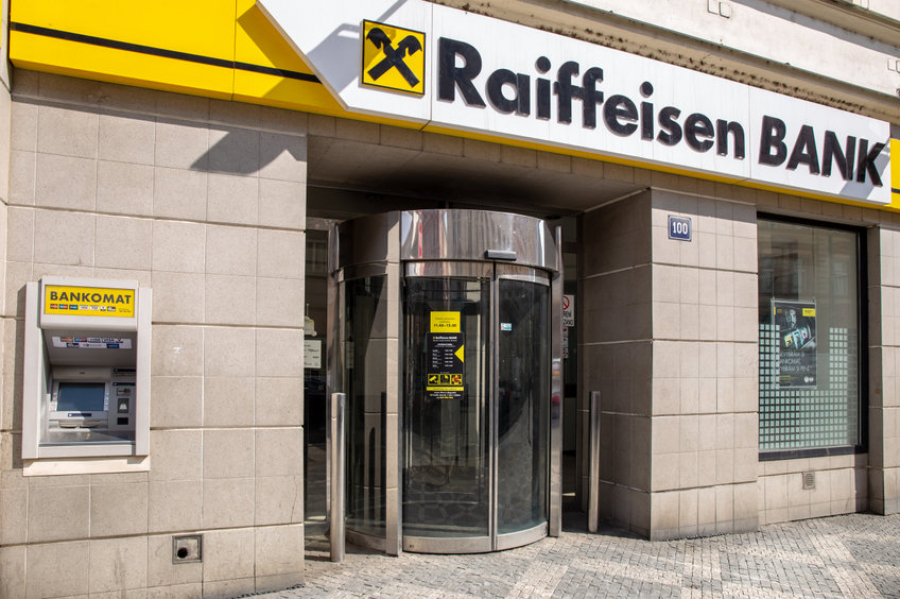 Η Raiffeisen Bank Internationall δεν βλέπει προς το παρόν κίνδυνο κρατικής διαχείρισης των δραστηριοτήτων της στη Ρωσία
