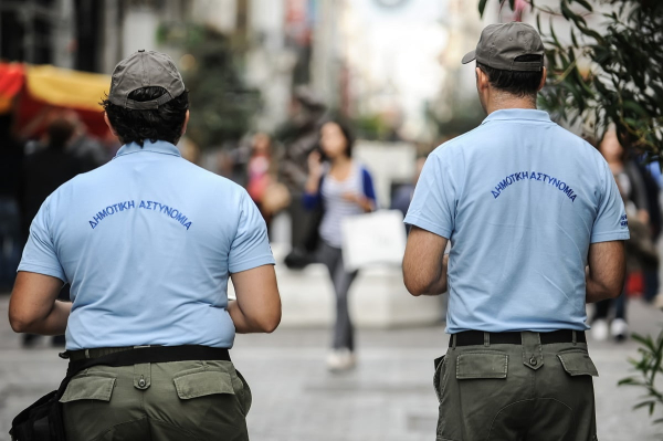 Θεσσαλονίκη: Επιστροφή πινακίδων λόγω εορτών