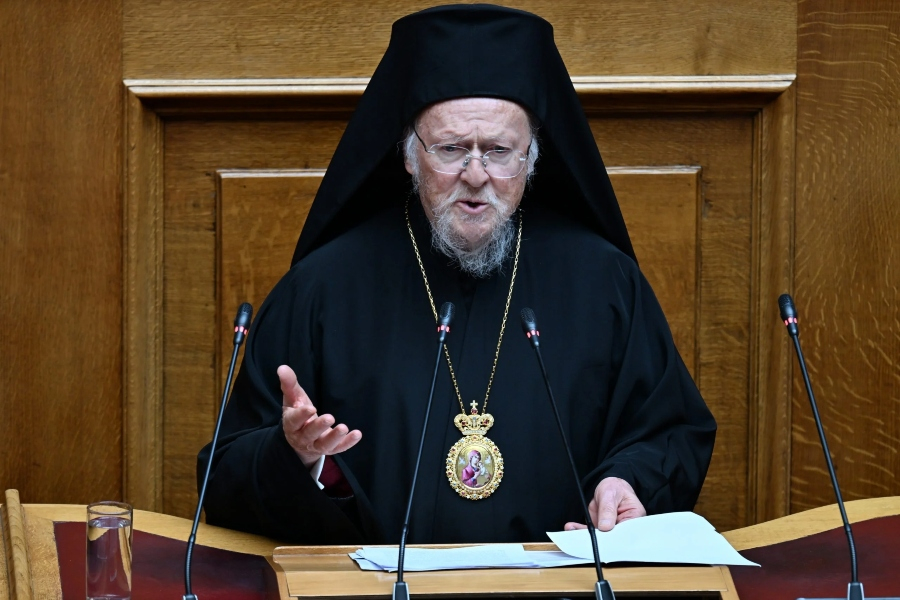 Πατριάρχης Βαρθολομαίος από Βουλή: «Η ειρήνη ήταν πάντοτε κατάκτηση, ποτέ αυτονόητη»