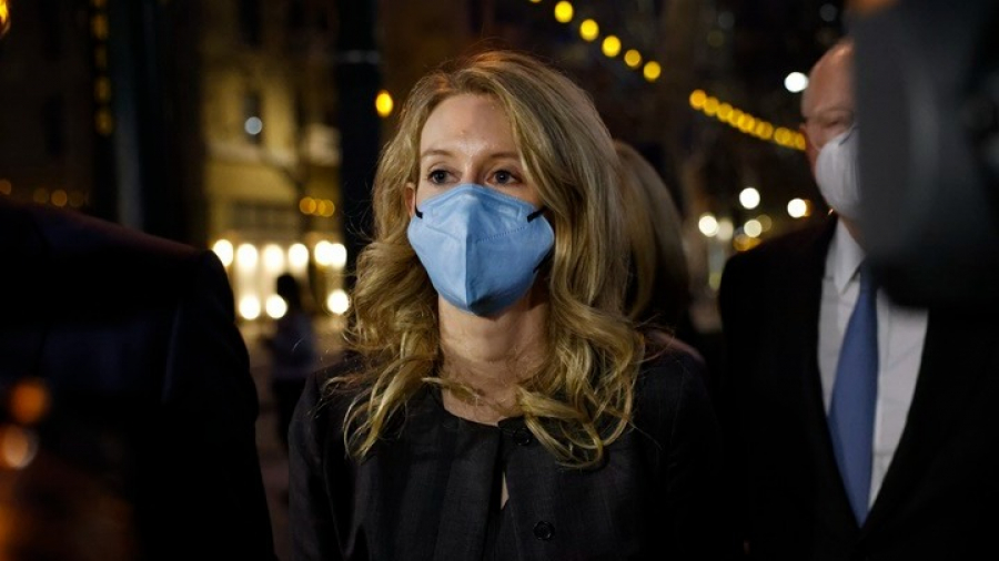 ΗΠΑ: Ένοχη για απάτη κρίθηκε η ιδρύτρια της start-up Theranos, Ελίζαμπεθ Χολμς