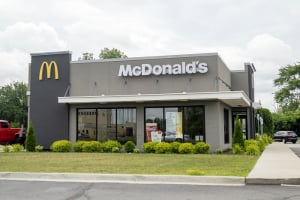 McDonald's: Οι ακριβότερες τιμές δεν αποθάρρυναν τους πελάτες