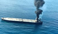 Τυνησία: Δεξαμενόπλοιο βυθίστηκε ανοικτά της Γκαμπές - Kίνδυνος για περιβαλλοντική καταστροφή