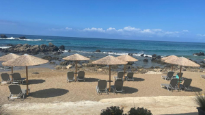 Κίνημα της πετσέτας: Εντατικοί έλεγχοι, "απελευθερώνονται" παραλίες - 16 συλλήψεις σε 7 νησιά