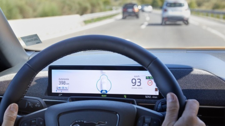 Αυτοκίνητο: Μία στις τέσσερις εταιρείες στον τομέα των προμηθευτών θα έχει ζημία το 2026