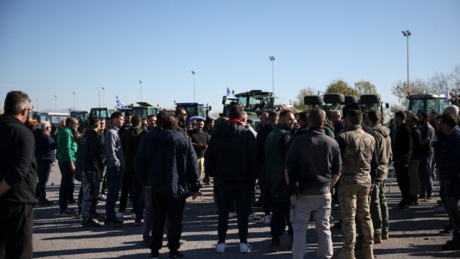 Νέα σύσκεψη κυβερνητικού κλιμακίου με αγρότες, μετά τη συνάντηση με τον πρωθυπουργό