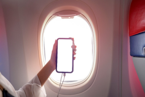 ΕΕ: Επικοινωνίες 5G στα αεροπλάνα και Wi-Fi στους δρόμους,με αποφάσεις της Κομισιόν