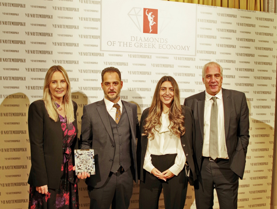 Χριστίνα Δούμα - Διευθύντρια Εταιρικής Επικοινωνίας και Υπευθυνότητας, Γιάννης Γεωργαντζής - Διευθυντής Σχεδιασμού και Budgeting, Δήμητρα Περικλέους - Oικονομική Aναλύτρια, Περικλής Κατριβάνος - Eμπορικός Dιευθυντής.