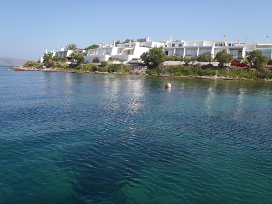 WHG: Ποιοι βρίσκονται πίσω από την επένδυση πεντάστερου ξενοδοχείου στο Σούνιο