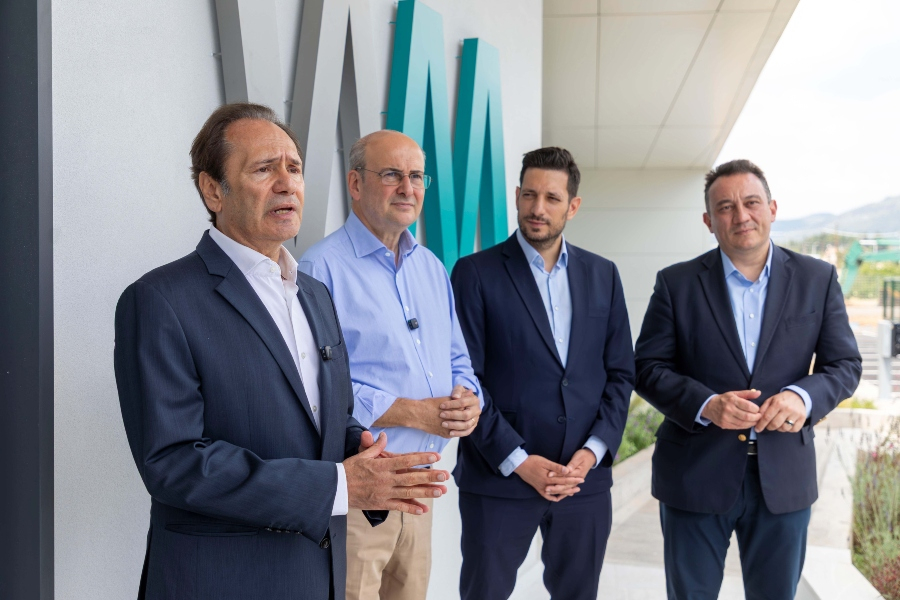 Επίσκεψη Χατζηδάκη και Κυρανάκη στις εγκαταστάσεις των DEMO, Win Medica και FARAN στην Τρίπολη