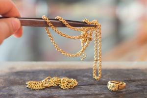 ΒΕΑ: Αναγκαία η κατάργηση του φόρου πολυτελείας 10% στο κόσμημα