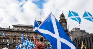 Η Σκωτία γίνεται η πρώτη χώρα στον κόσμο που διανέμει δωρεάν προϊόντα υγιεινής