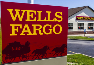 Wells Fargo: Ανεβασμένα τα έσοδα, πτώση στα κέρδη