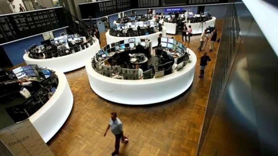 Πιέσεις στις ευρωαγορές, εν αναμονή των ανακοινώσεων από την Σύνοδο Κορυφής