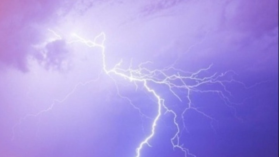 Ερχεται η κακοκαιρία Kristin με έντονες βροχοπτώσεις, ισχυρές καταιγίδες και δυνατούς ανέμους